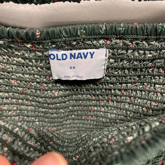 Old Navy Forest Green Floral Blouse - Picture 3 of 12